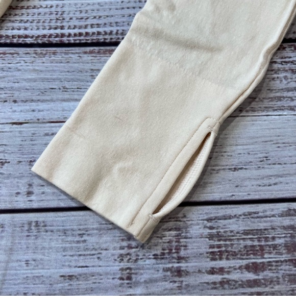 Athleta Cream Foresthill Accent Turtleneck - Picture 4 of 9